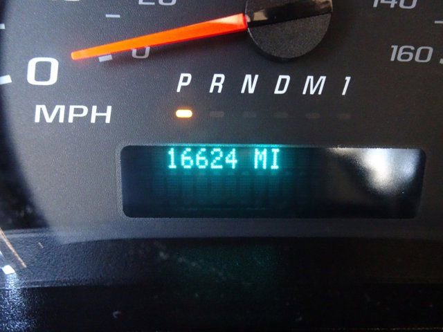 Certified 2024 Chevrolet Express 2500 w/ Driver Convenience Package image 21