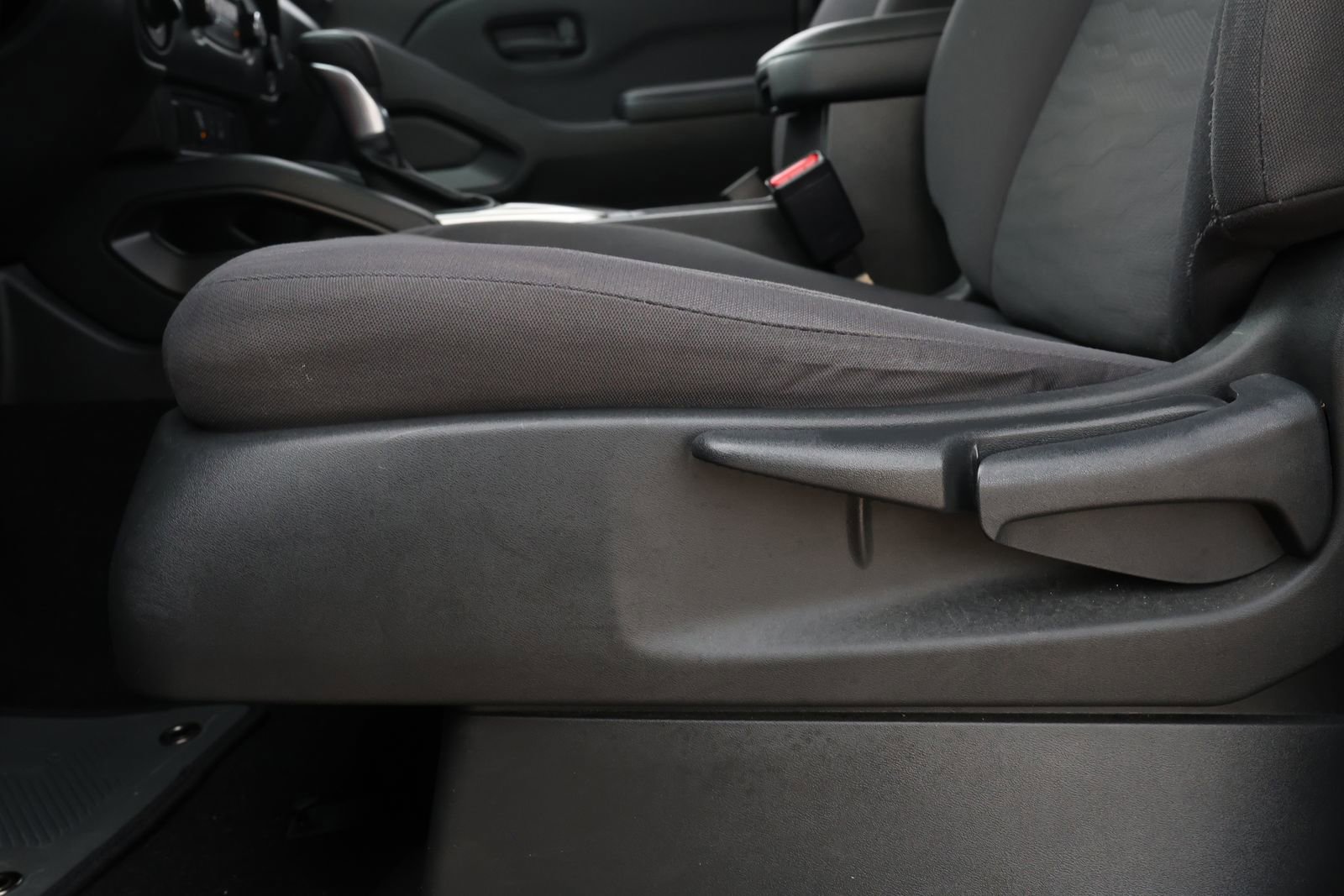 Used 2023 Nissan Frontier S w/ Technology Package image 31