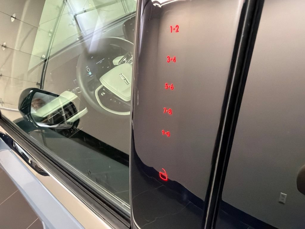 New 2026 Lincoln Aviator AWD image 28