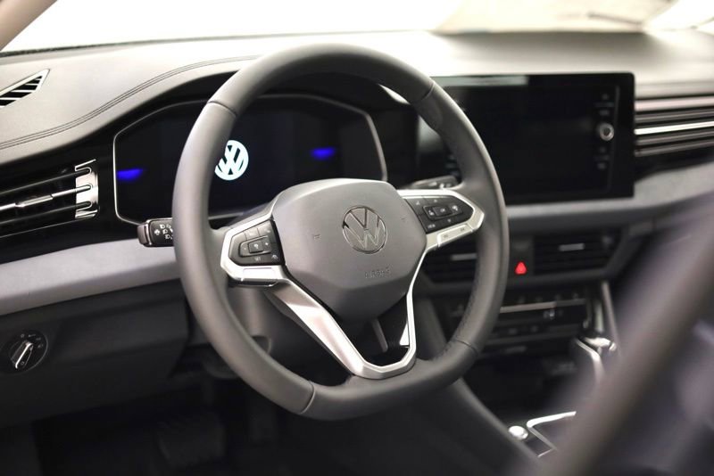 New 2026 Volkswagen Jetta SE image 12