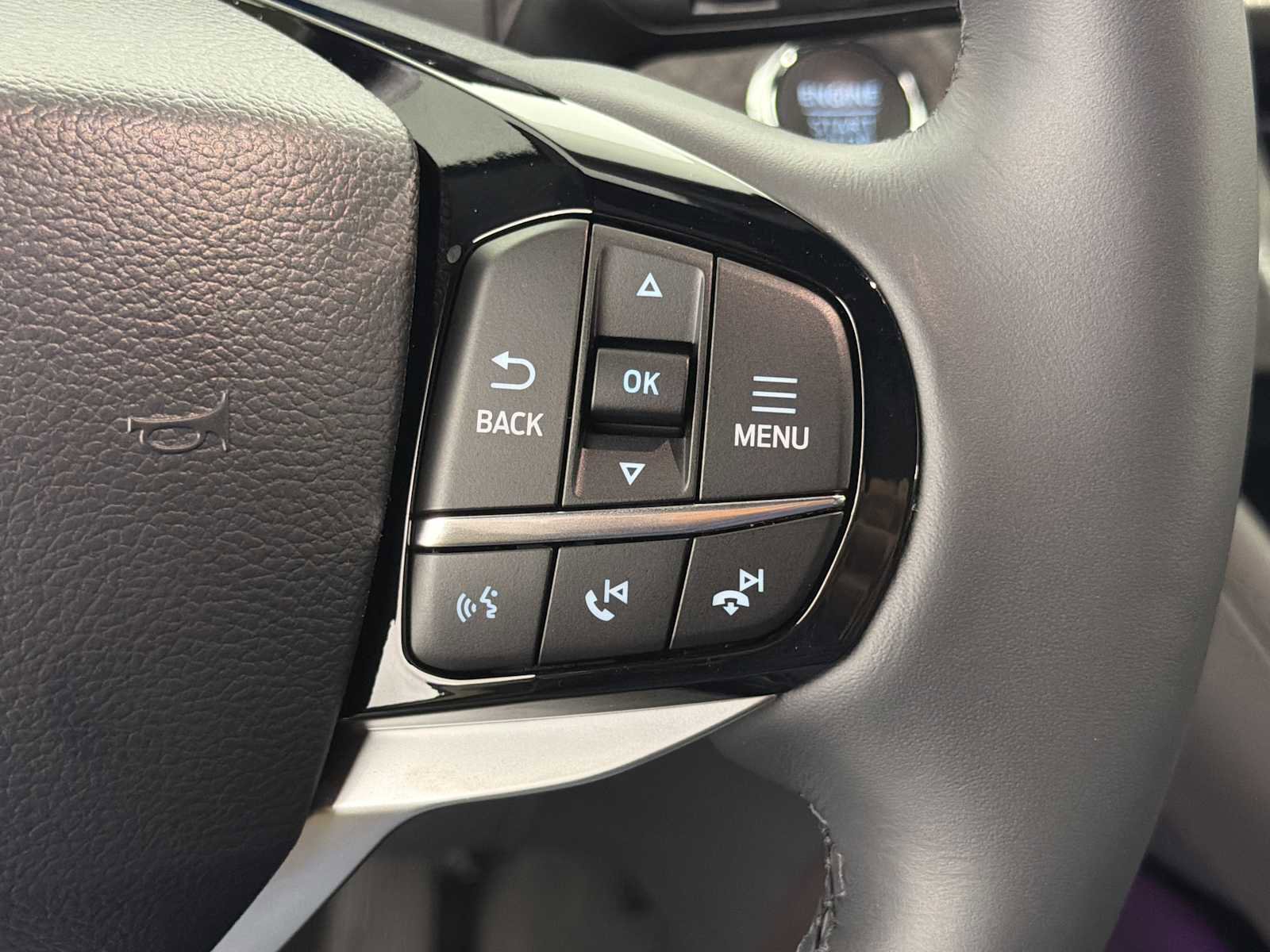 Used 2025 Ford Explorer Platinum image 27