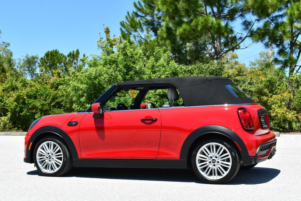 Used 2024 MINI Cooper S FWD image 4