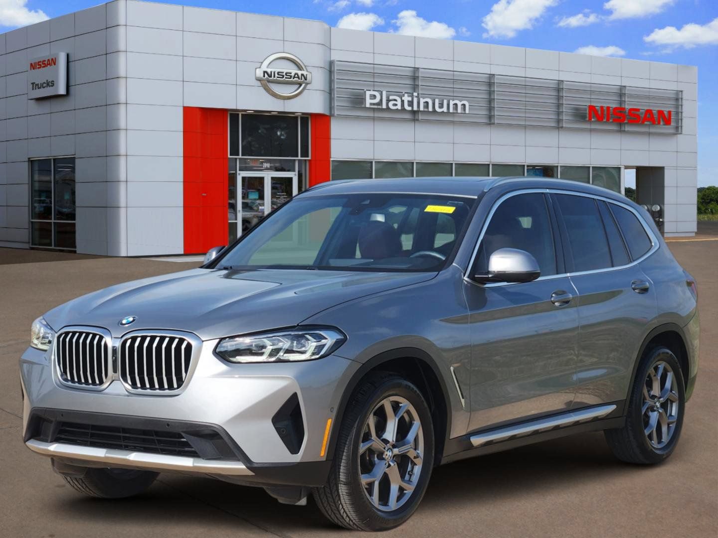Used 2024 BMW X3 sDrive30i w/ Premium Package RWD image 2