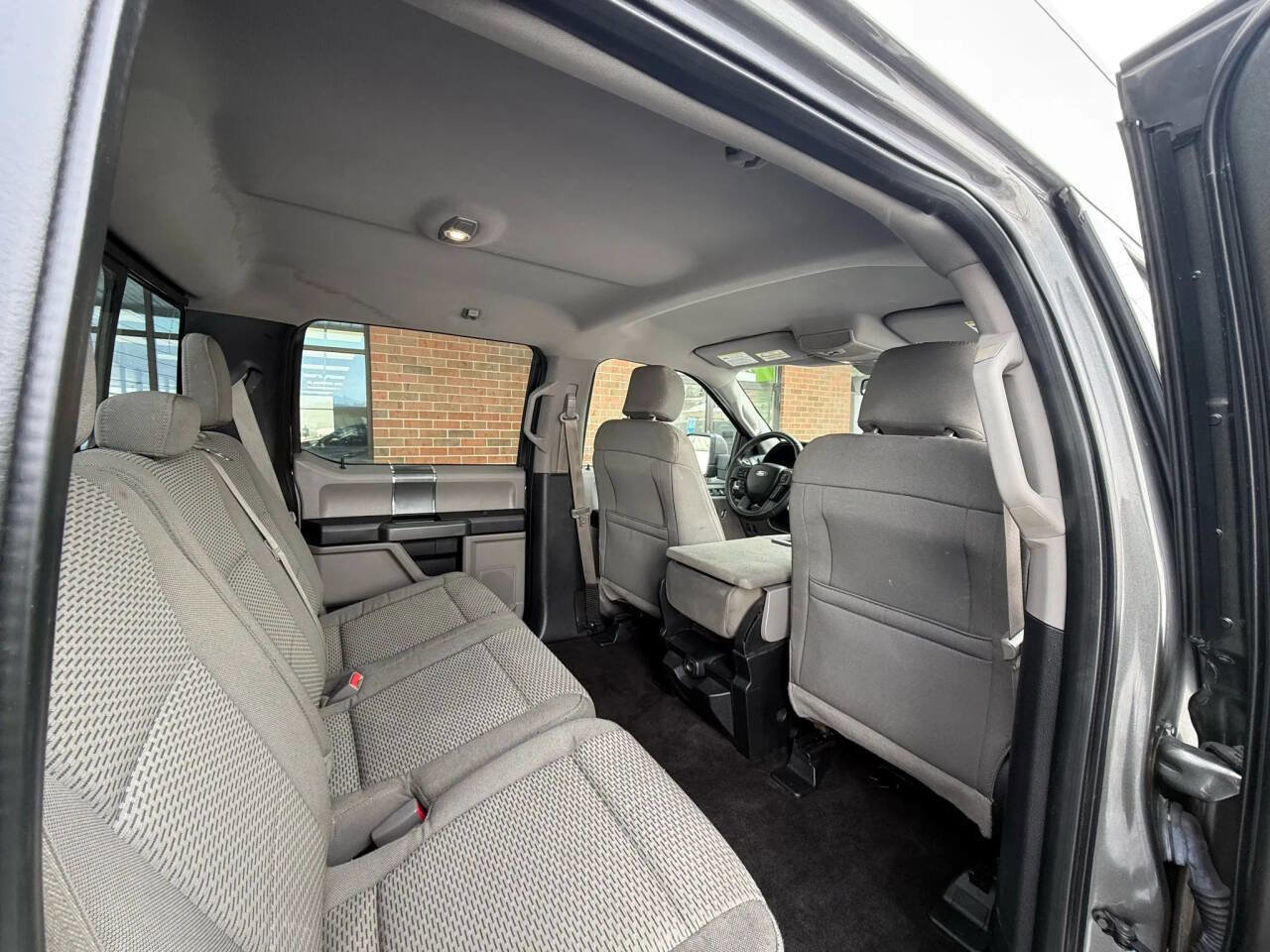 Used 2016 Ford F150 XLT w/ Equipment Group 302A Luxury AWD/4WD image 17
