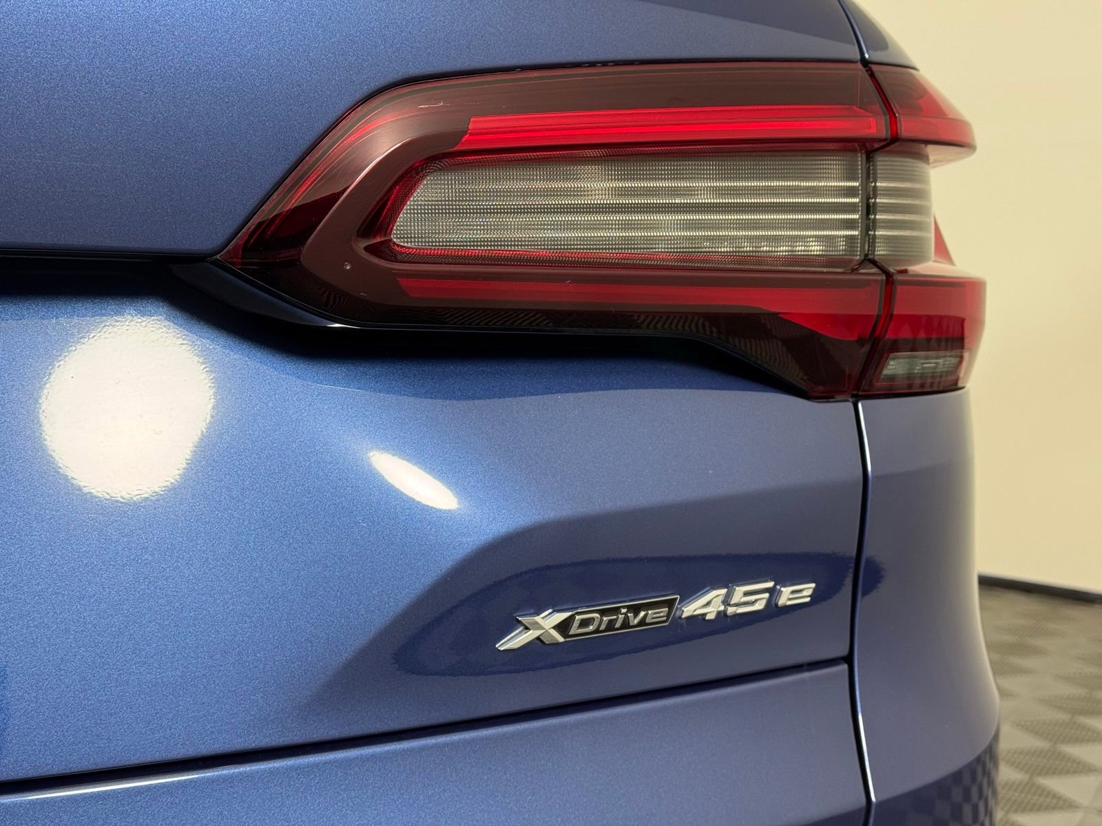 Used 2021 BMW X5 xDrive45e w/ Premium Package image 35