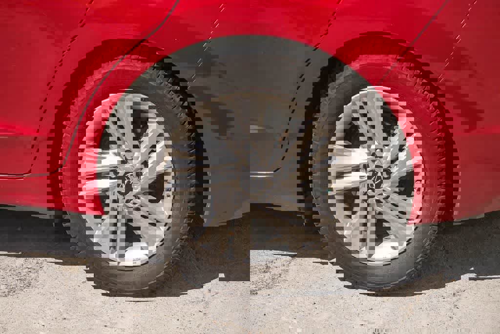 Used 2019 Hyundai Elantra SEL image 6