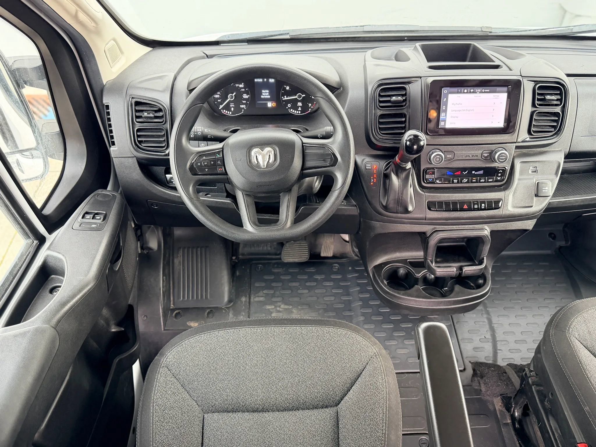 Used 2023 RAM ProMaster 2500 image 20