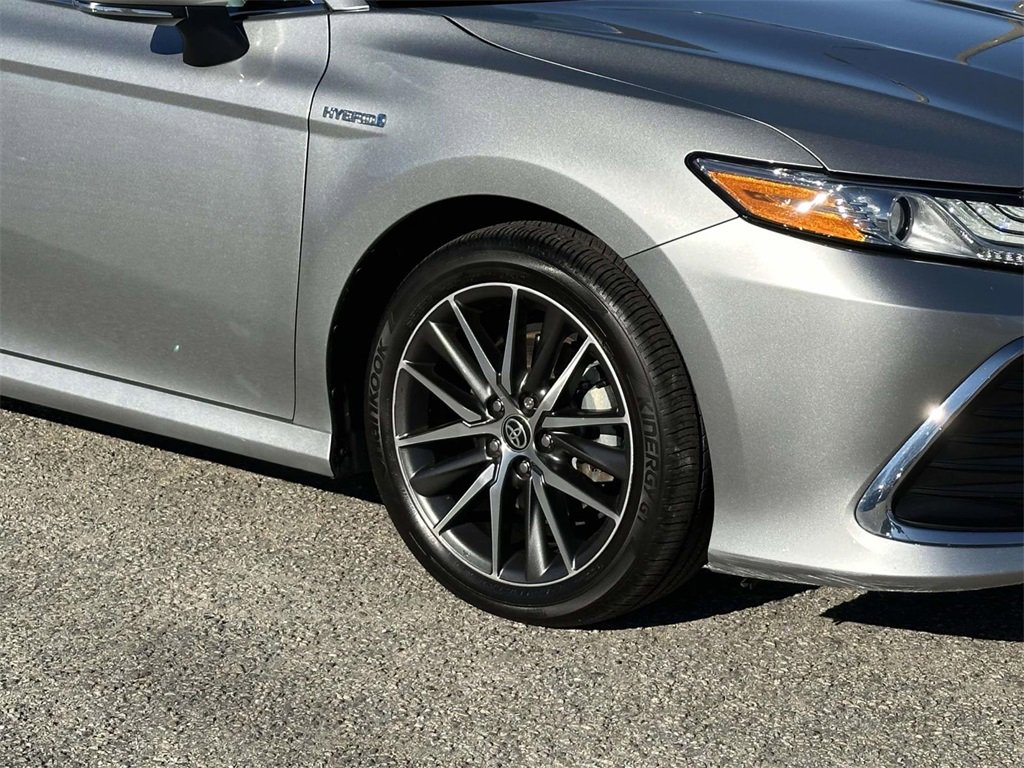 Used 2021 Toyota Camry XLE image 27