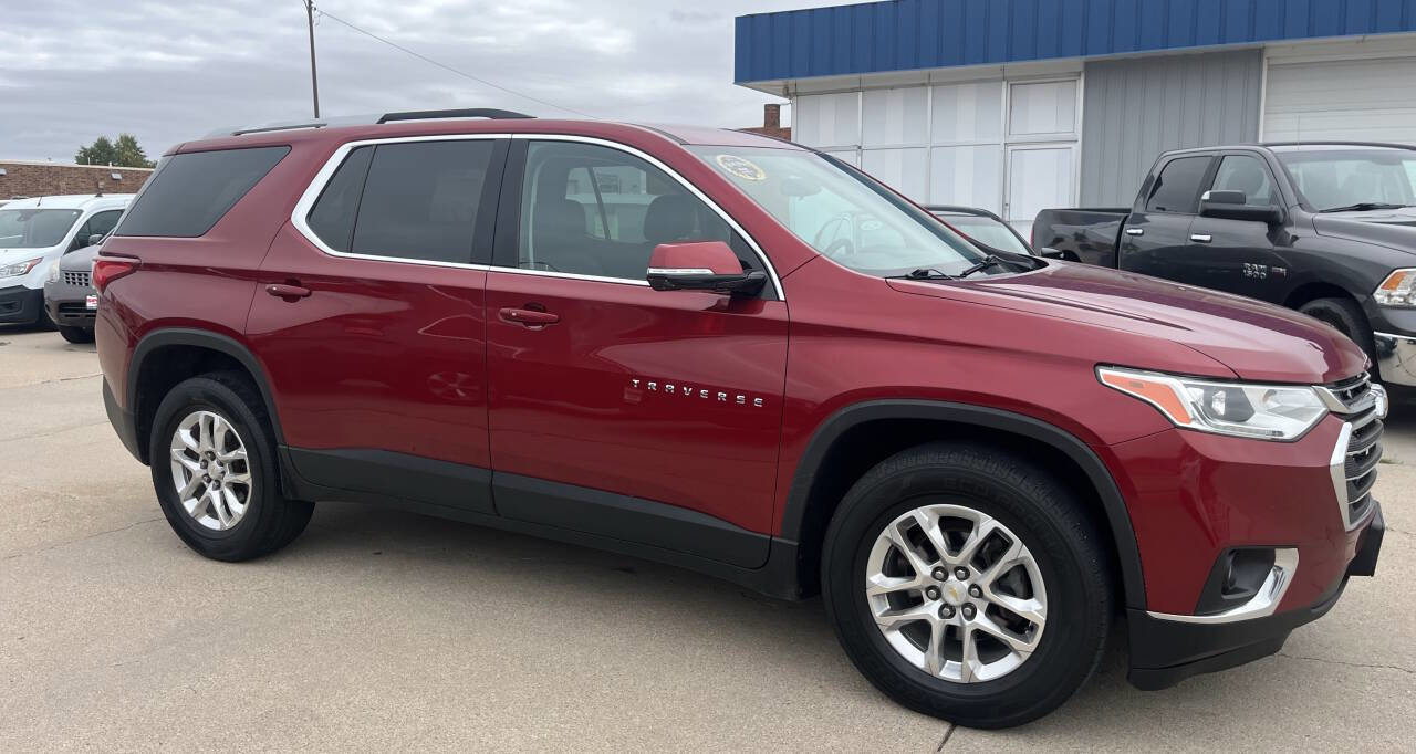 Used 2018 Chevrolet Traverse LT image 5