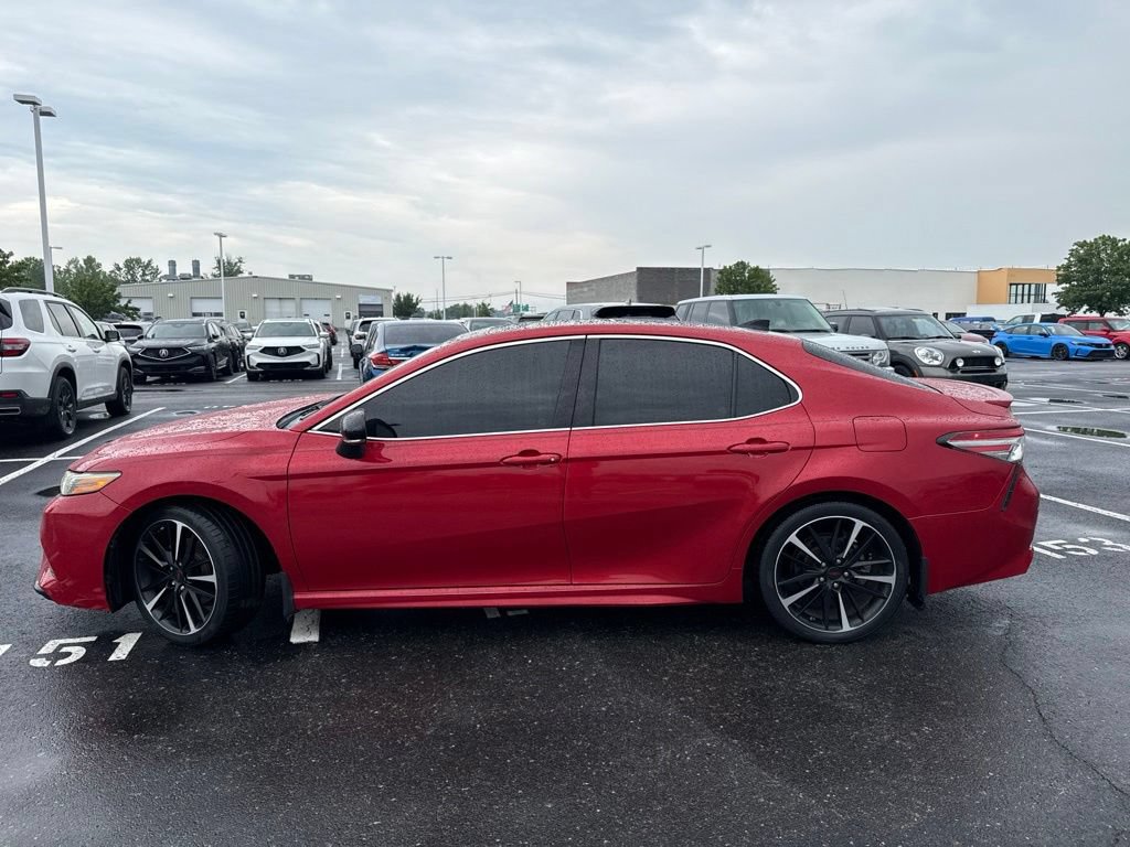 Used 2019 Toyota Camry XSE FWD image 7