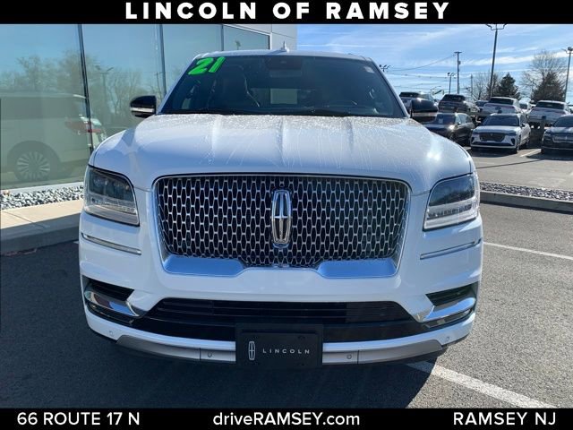 Used 2021 Lincoln Navigator Reserve w/ Luxury Package image 11