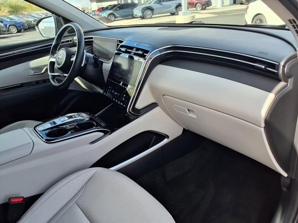 Used 2022 Hyundai Tucson Limited image 18