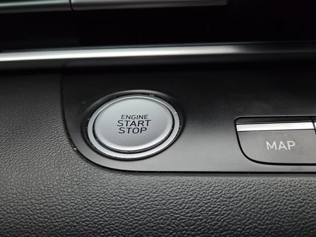 Certified 2022 Hyundai Elantra Limited FWD image 10