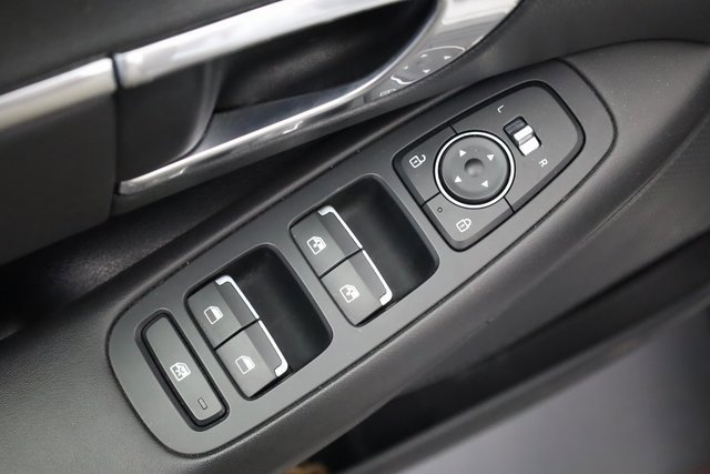 Used 2023 Hyundai Sonata SEL image 12