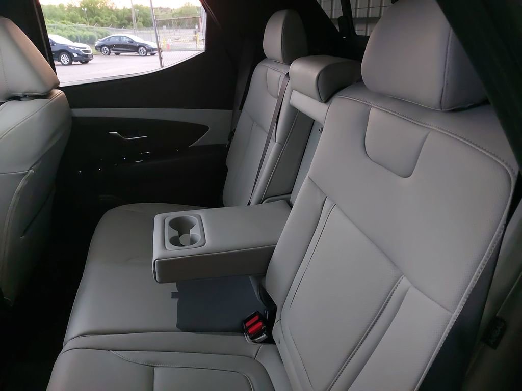 Certified 2025 Hyundai Santa Cruz SEL image 14