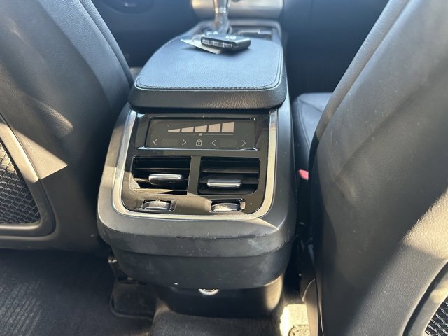 Used 2018 Volvo XC90 T5 Momentum w/ Convenience Package image 29