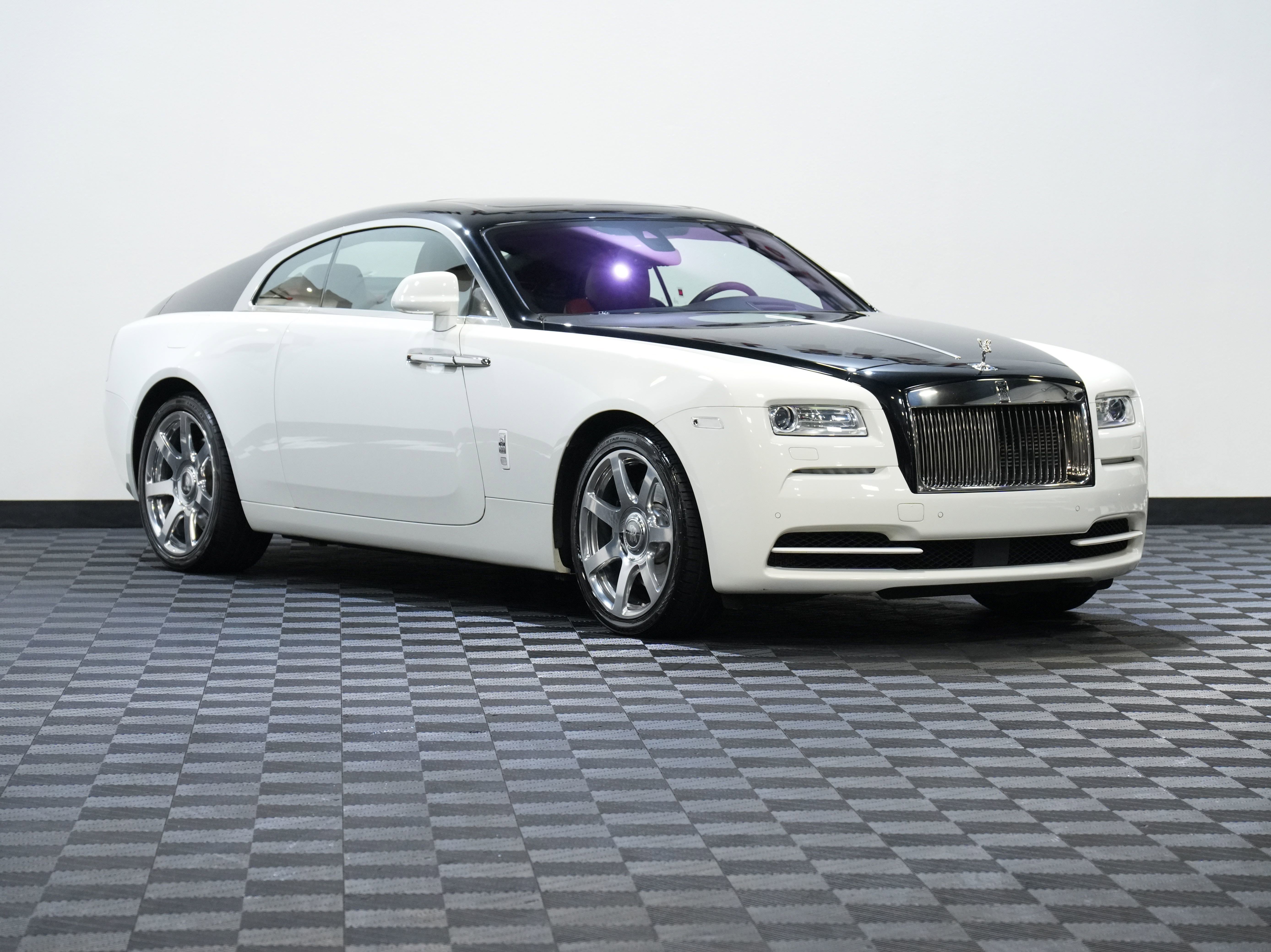 Used 2014 Rolls-Royce Wraith RWD image 5