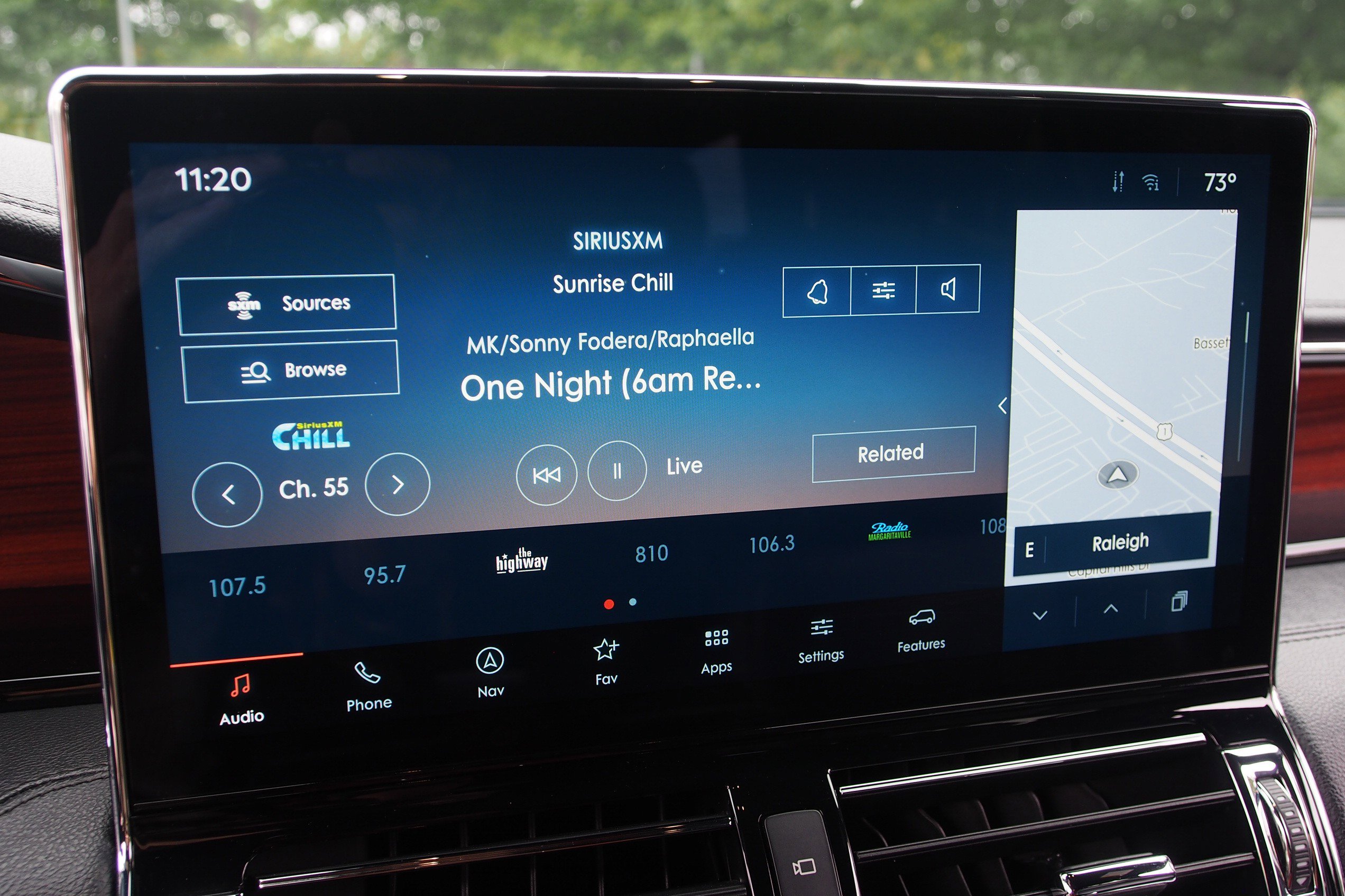 Used 2024 Lincoln Navigator Premiere image 32