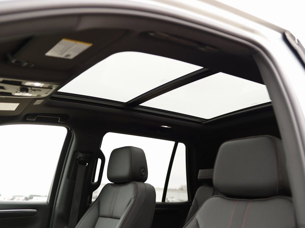 Used 2025 Chevrolet Tahoe RST w/ Comfort Package image 26