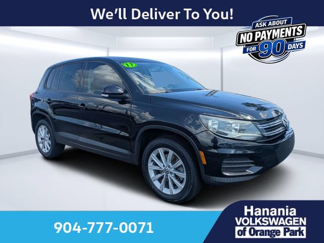 Used 2017 Volkswagen Tiguan Limited w/ Alloy Wheels Package FWD image 1