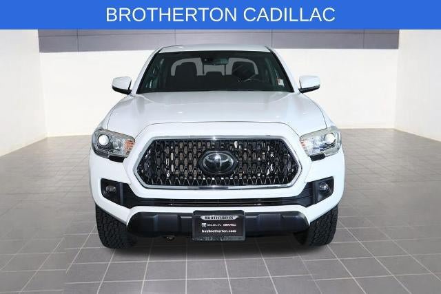 Used 2018 Toyota Tacoma TRD Off-Road w/ Technology Package AWD/4WD image 10