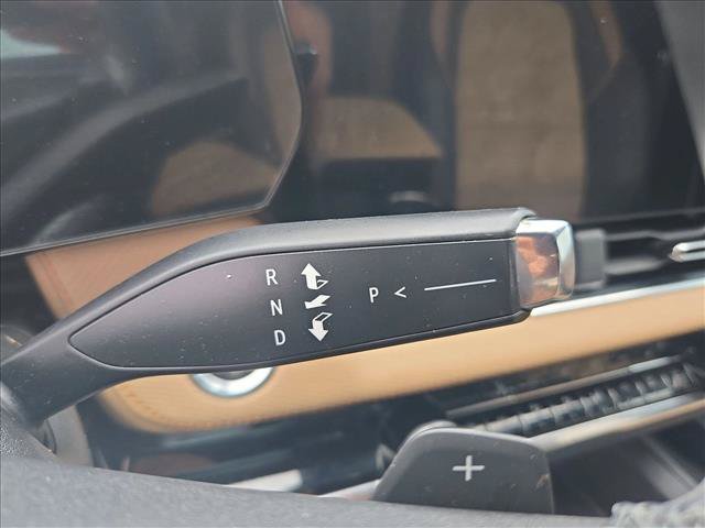 Used 2025 Chevrolet Equinox ACTIV AWD/4WD image 11