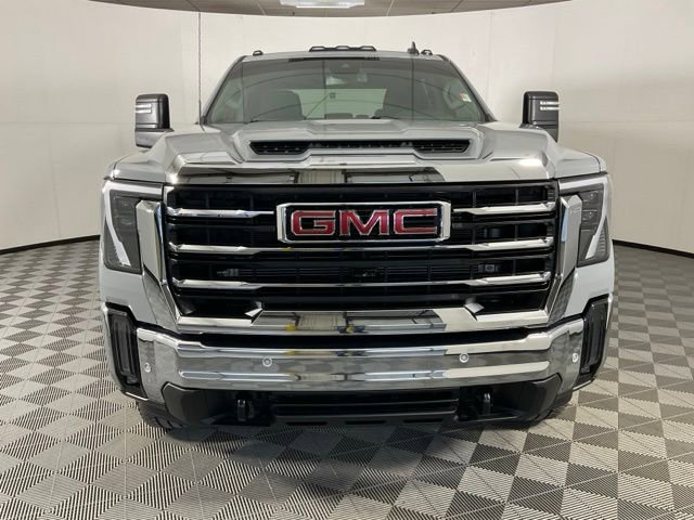 Used 2025 GMC Sierra 2500 SLE w/ SLE Value Package; image 2