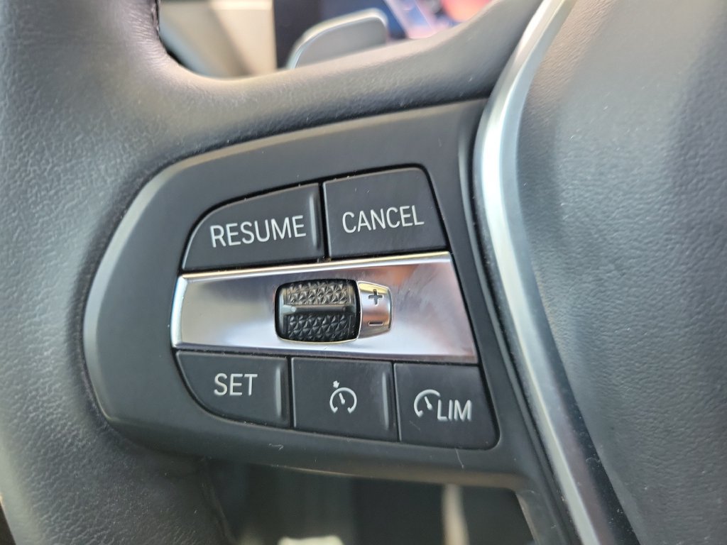 Used 2023 BMW 330i Sedan w/ Parking Assistance Package RWD image 20