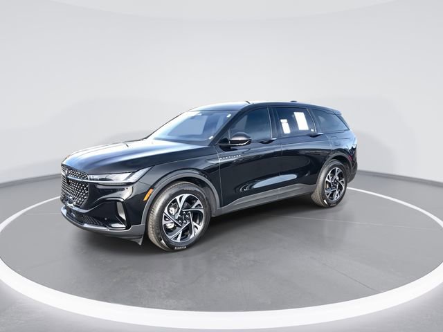 Used 2025 Lincoln Nautilus Premier w/ Jet Appearance Package image 4