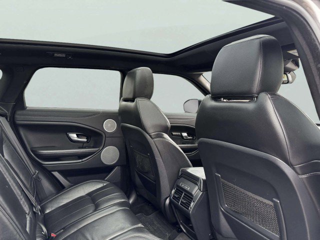 Used 2017 Land Rover Range Rover Evoque SE image 42
