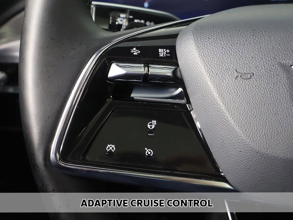 Used 2024 Cadillac Lyriq Luxury RWD image 9