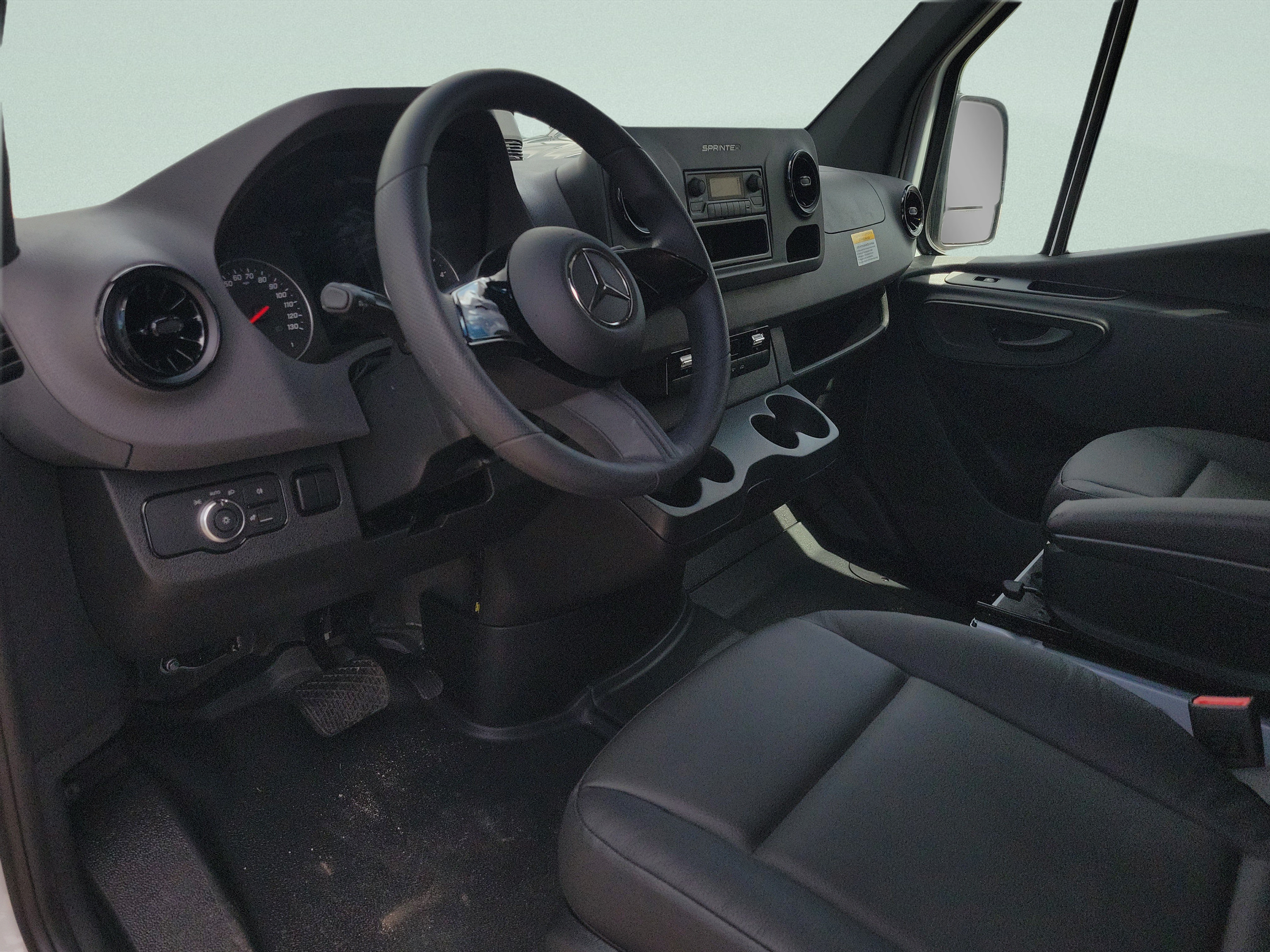 New 2025 Mercedes-Benz Sprinter 2500 image 17