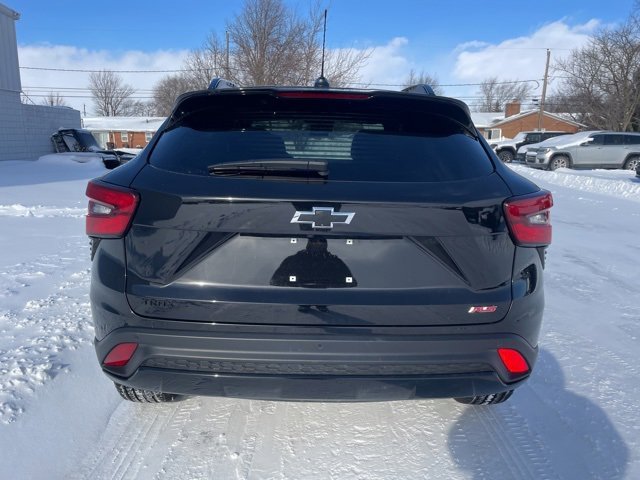 Used 2025 Chevrolet Trax RS image 11