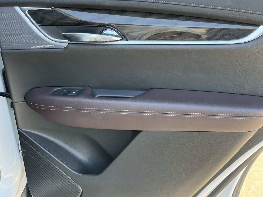 Used 2021 Cadillac XT6 Premium Luxury FWD image 26