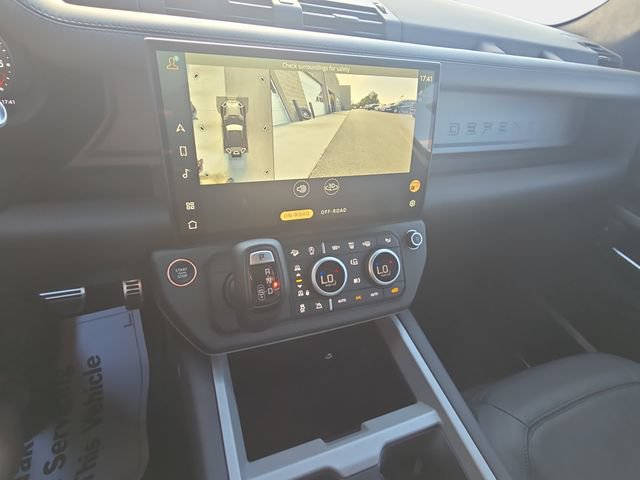 New 2026 Land Rover Defender 90 V8 AWD/4WD image 15