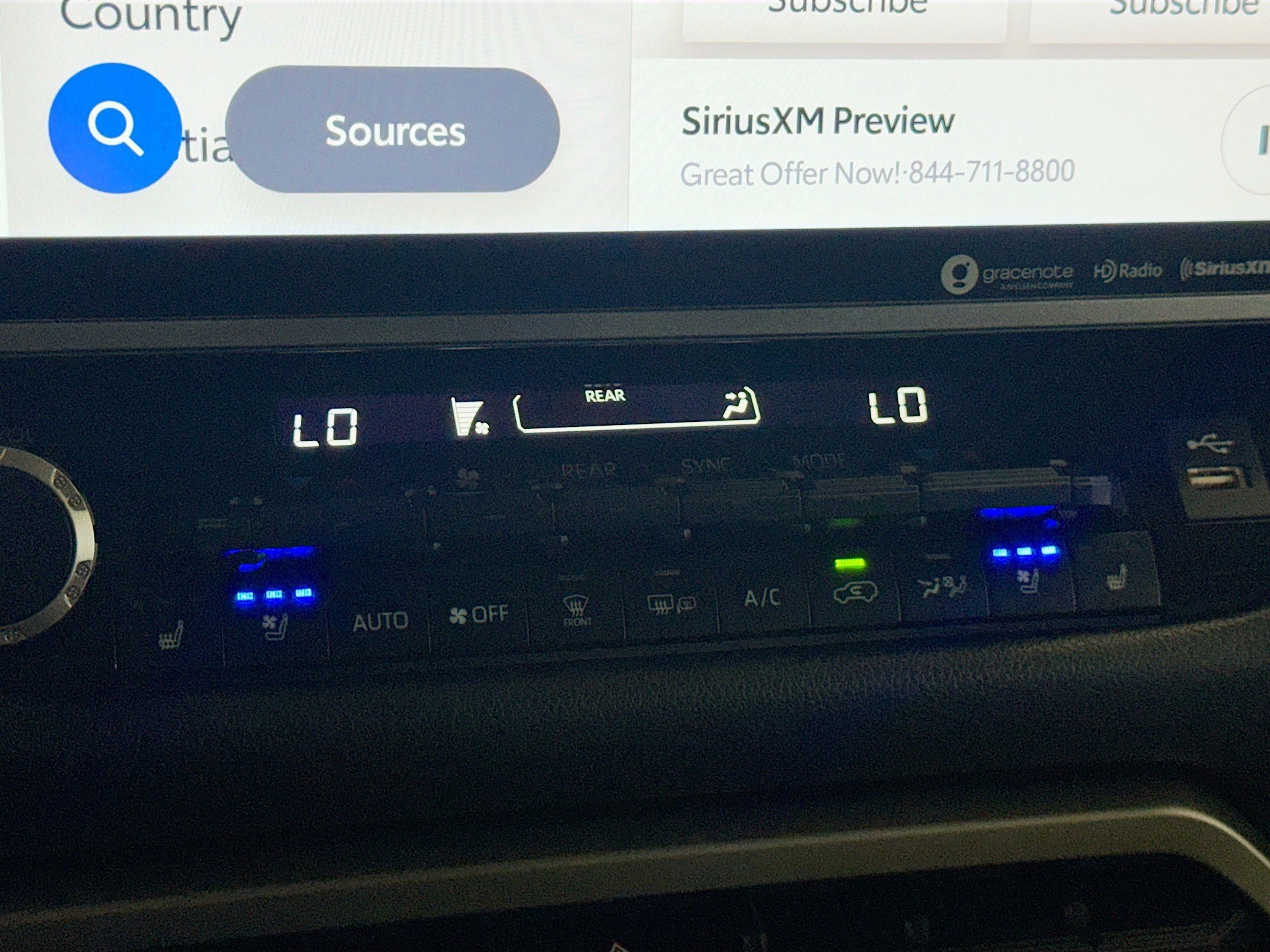 Used 2023 Toyota Sequoia Limited image 10