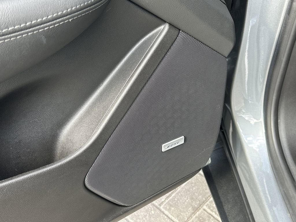 Certified 2025 Cadillac XT5 Luxury image 19