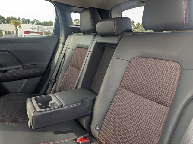 Used 2025 Nissan Kicks SR image 27