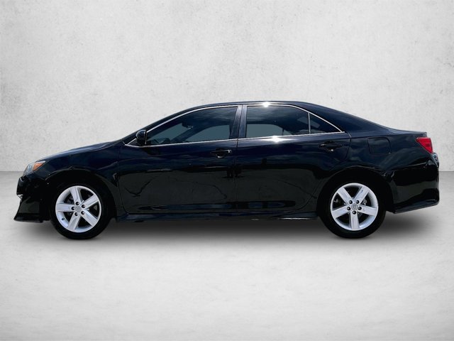 Used 2013 Toyota Camry SE FWD image 6