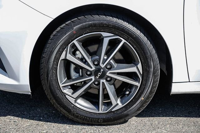 Used 2023 Kia Forte LXS image 11