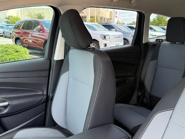 Used 2018 Ford Escape SE FWD image 44