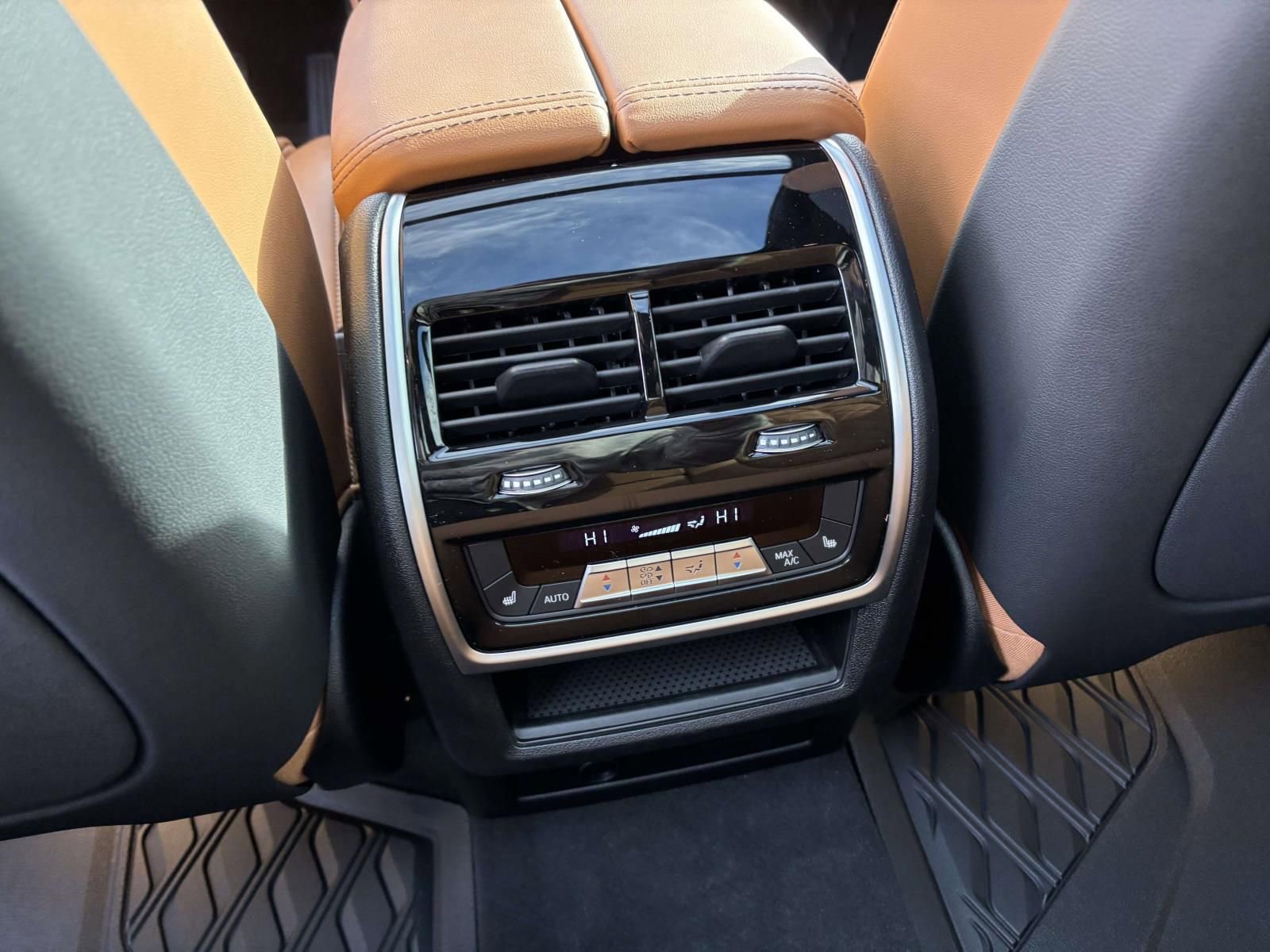 New 2026 BMW X5 xDrive40i w/ Climate Comfort Package image 33