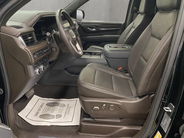 Used 2024 GMC Yukon XL Denali w/ Advanced Technology Package image 17
