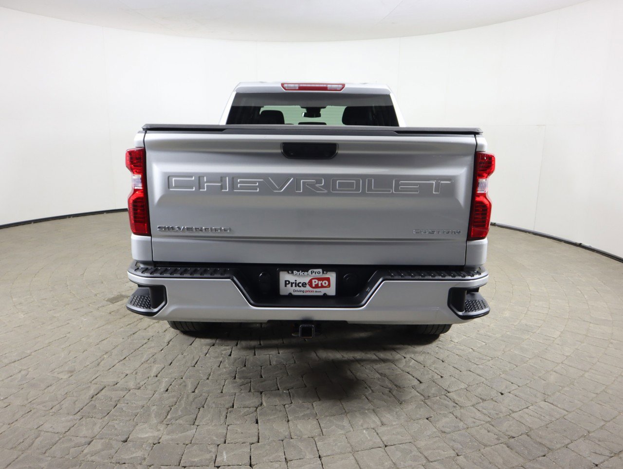 Used 2022 Chevrolet Silverado 1500 Custom image 7