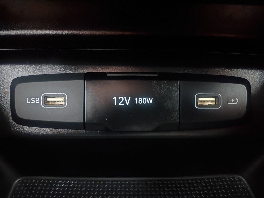 Used 2023 Hyundai Tucson SE image 6