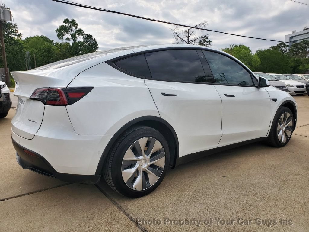 Used 2022 Tesla Model Y Long Range AWD/4WD image 8