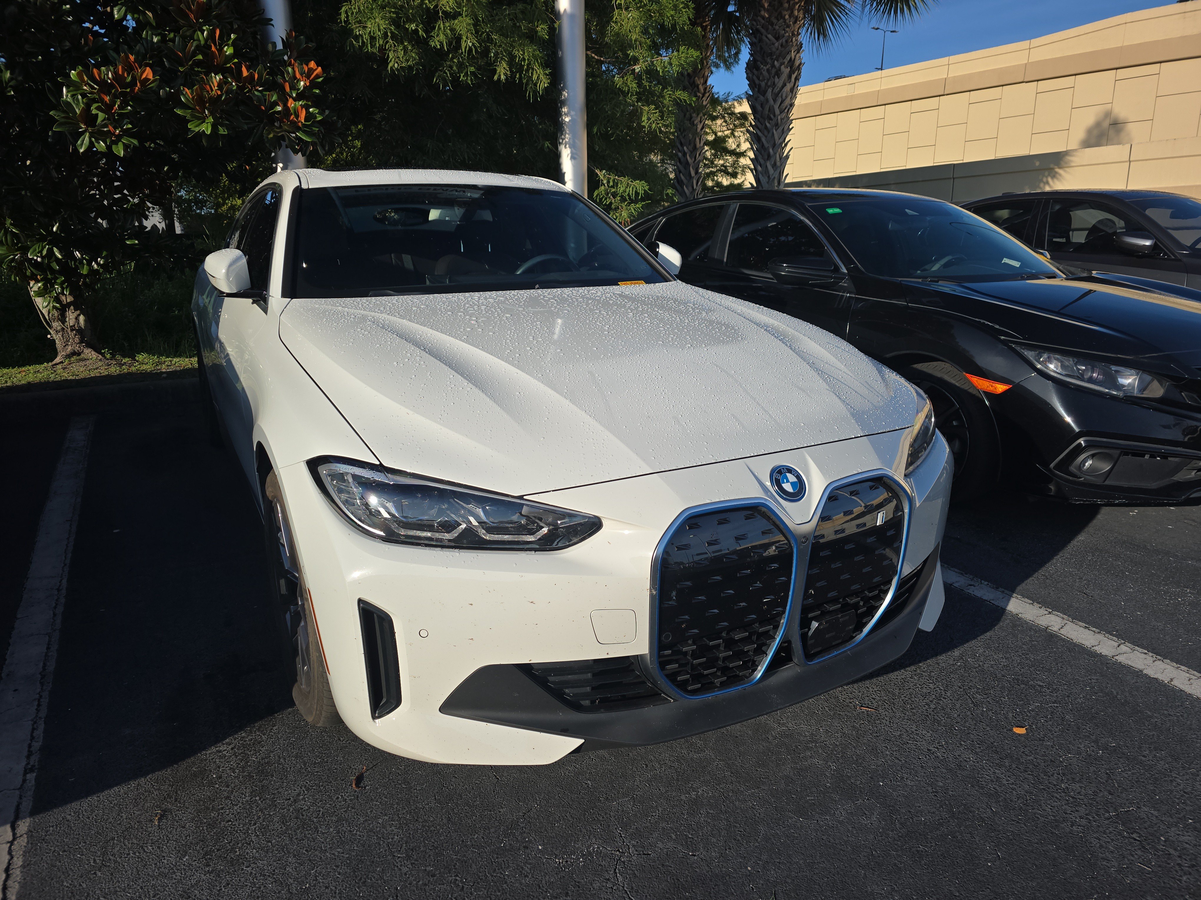 Certified 2023 BMW i4 eDrive35 RWD image 1