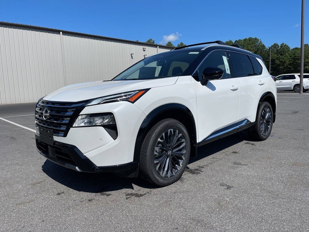 New 2026 Nissan Rogue Platinum image 2