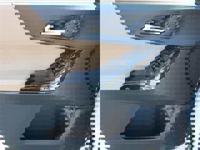 New 2026 Chevrolet Equinox ACTIV w/ Convenience Package III image 21