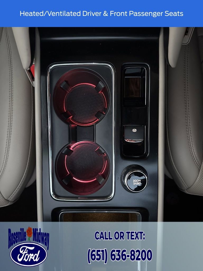 Used 2022 Lincoln Corsair AWD w/ Premium Package image 13